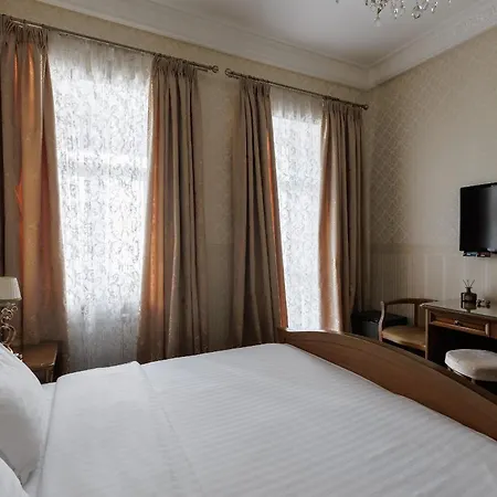Hotel Nordian Classic In Kyiv